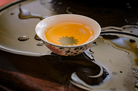 茶具风情录：探寻茶具背后的故事